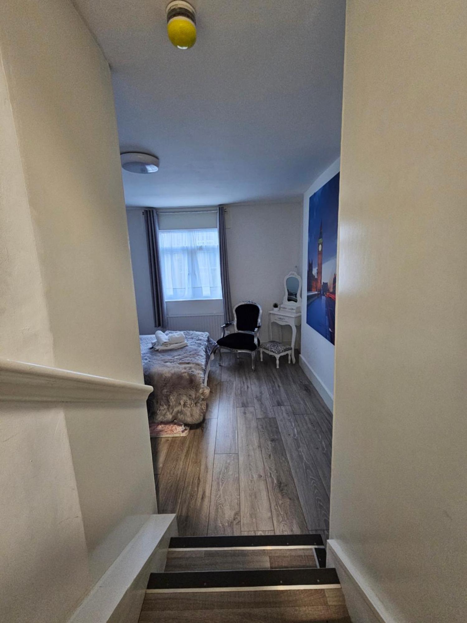 Large Studio Apartment 30 Mins To Oxford Street London Exterior foto
